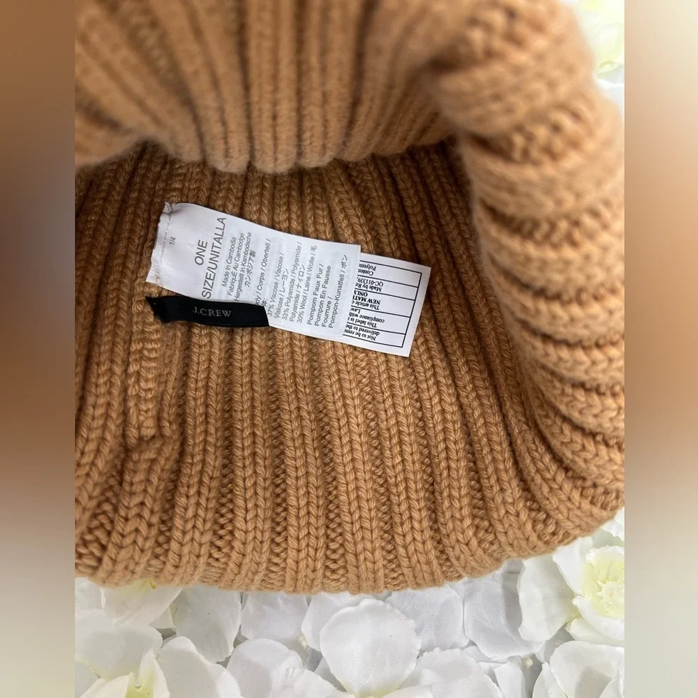 J CREW Pom Pom Hat Women OS Ribbed Cuffed Beanie NEW Knit Cotton color caramel